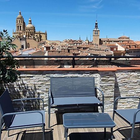 Real Segovia Apartments By Recordis Hotels Eksteriør billede